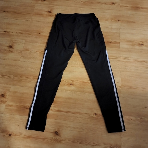 Fashion Forward Women's Side Stripped Side Pocket Joggers - Picture 6 of 8